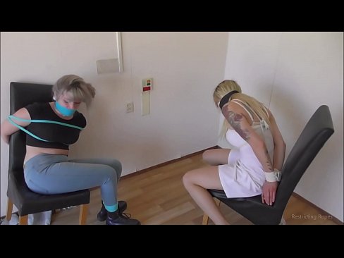 ❤️ व्यसनी / बंधा हुआ और गला घोट दिया / संकट में युवती गुदा अश्लील hi.pornmega-com.ru पर  ❤